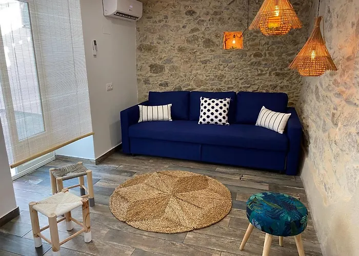 Ideal parelles aptm amb encant estil Mediterrani i tranquil a Llançà